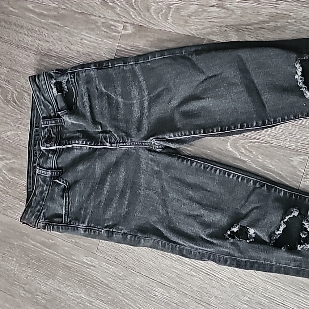 Womens super high rise jegging, black. American Eagle Outfitters. Sz 2 short - Picture 2 of 9